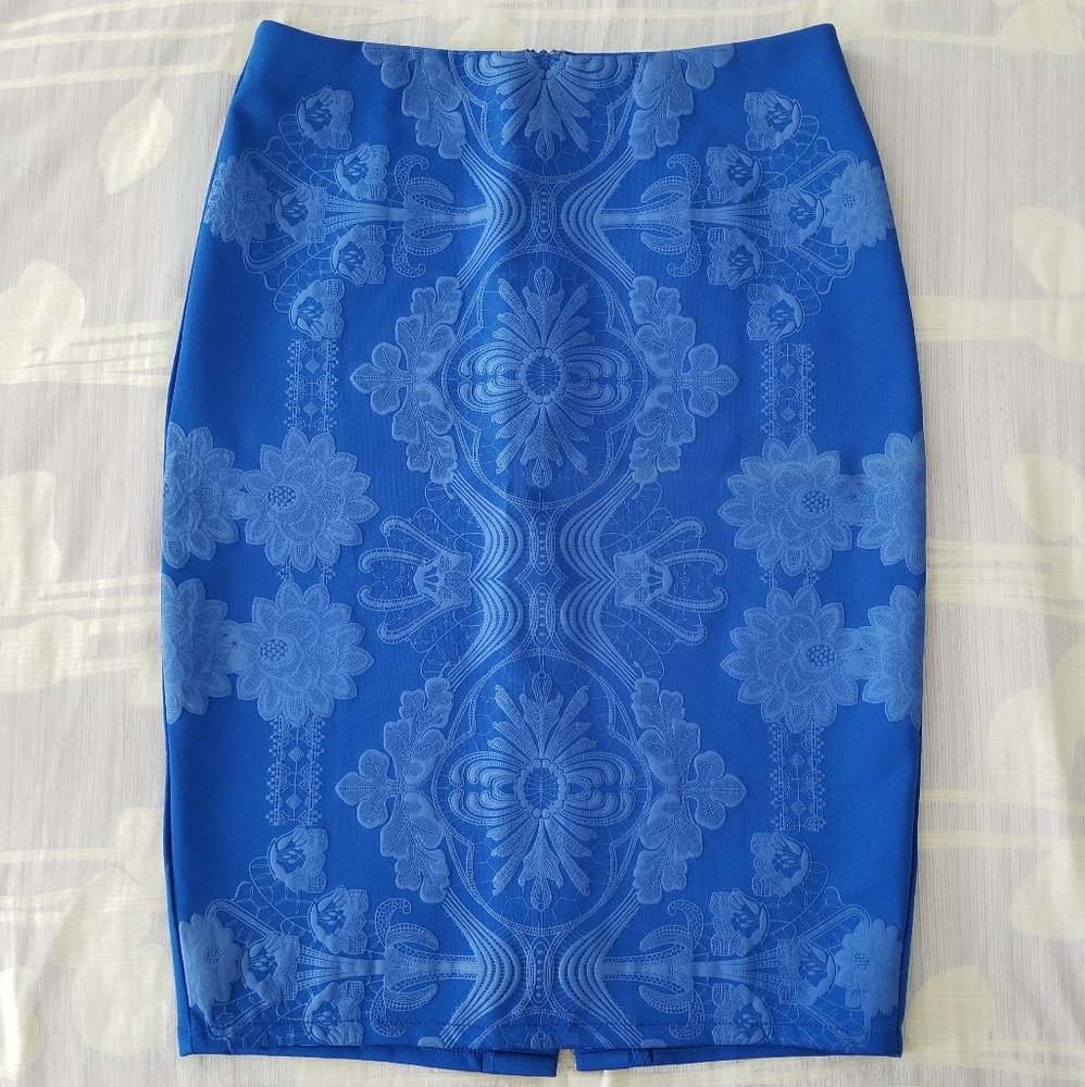 Royal Blue, printed Skirt.
